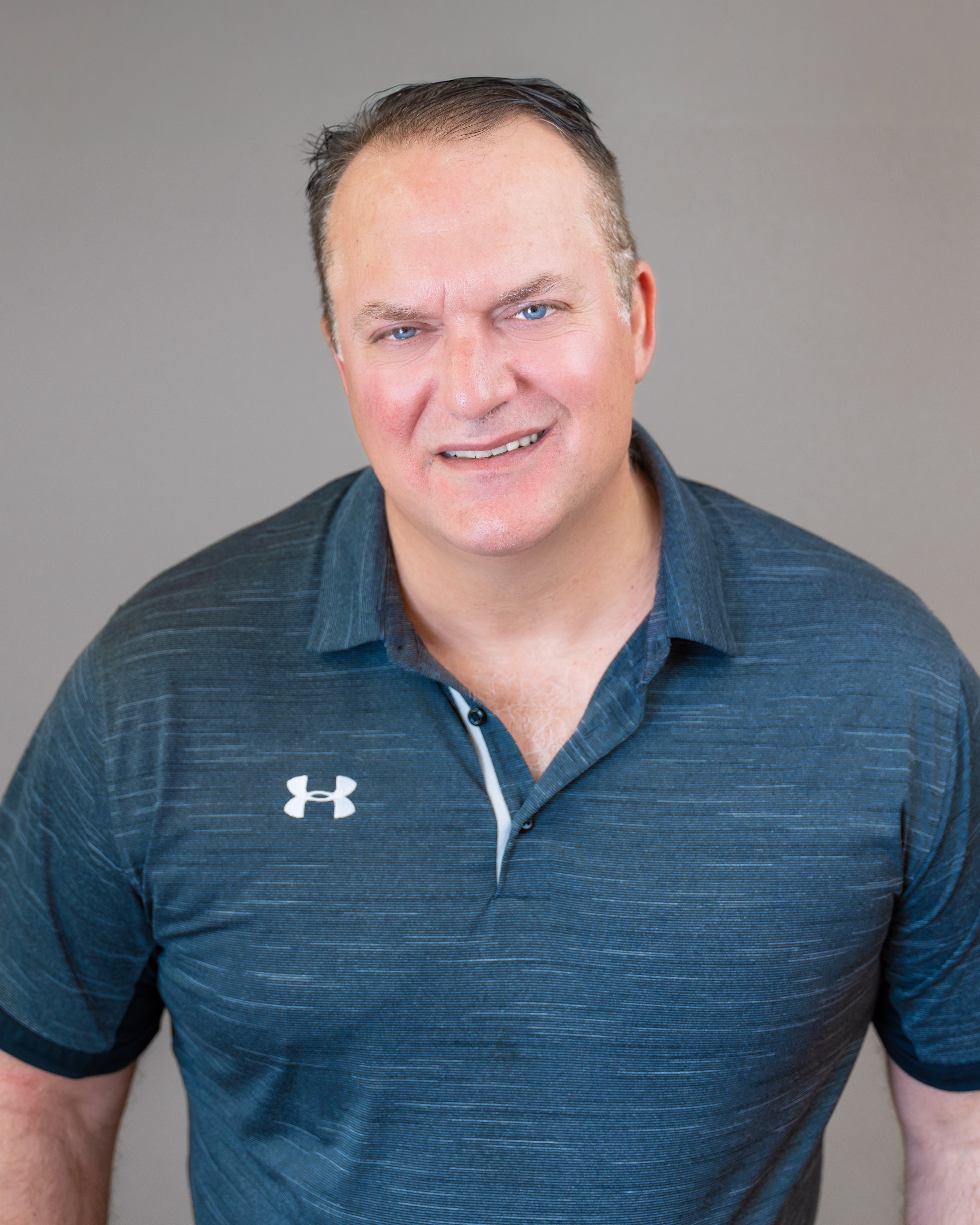 Aaron head shot #1 recropped